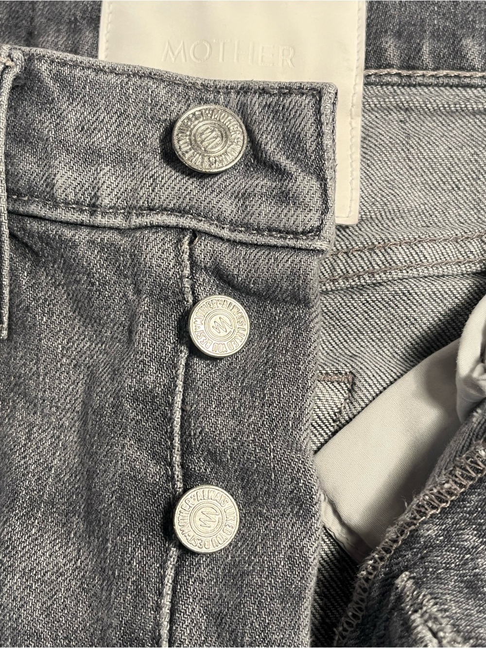 MOTHER JEANS ( The Rambler Ankle ) size 24 ☕️☕️☕️☕️☕️☕️
